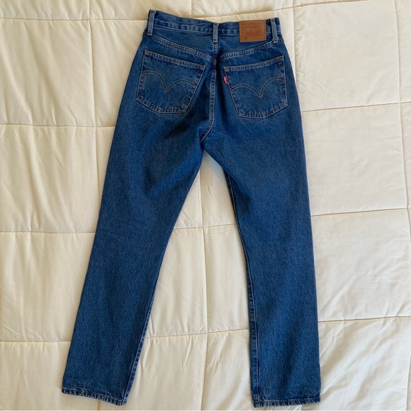 Levi’s 501 Straight-Leg Jeans - Picture 2 of 6